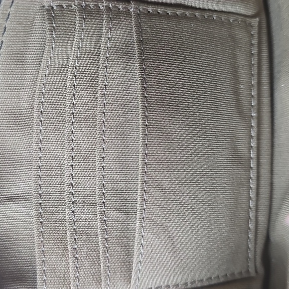 NEW Frye Effie Floral Print Wristlet NWT Zip-around card holder Gold Hardware - Picture 9 of 11